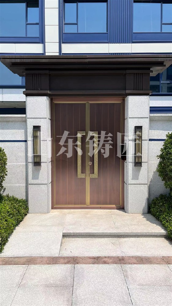 铸铝门